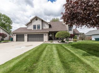 1801 N Innisbrook Dr, Muncie, IN 47304