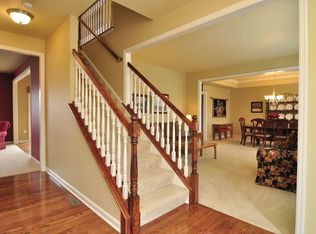 102 Horizon Ct, Valencia, PA 16059