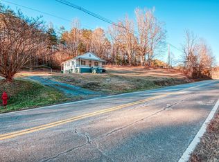 1437 Pressmens Home Rd, Rogersville, TN 37857