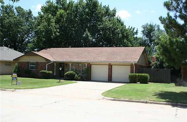 Home for Sale in Oklahoma City, Oklahoma $116,900