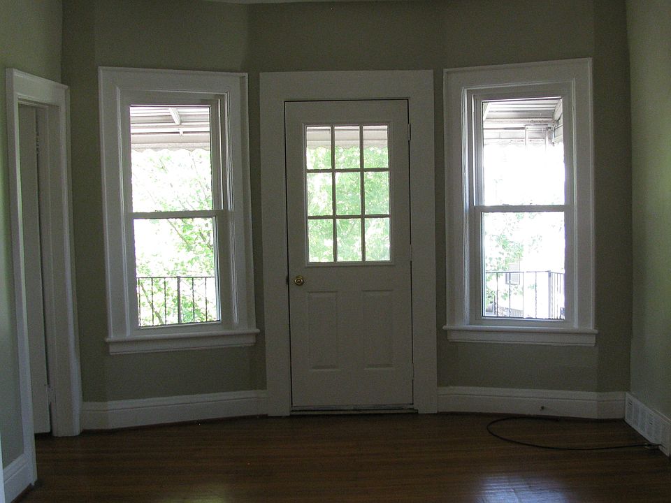 2nd image of 38 Warren Ave