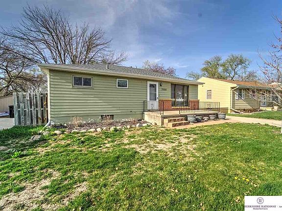 3rd image of 7520 Sherman Dr