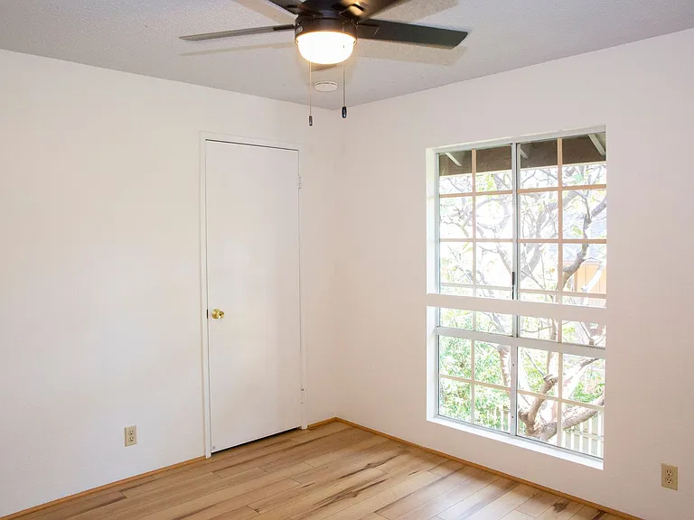 140 Uwapo Rd #19-203 — Photo 21