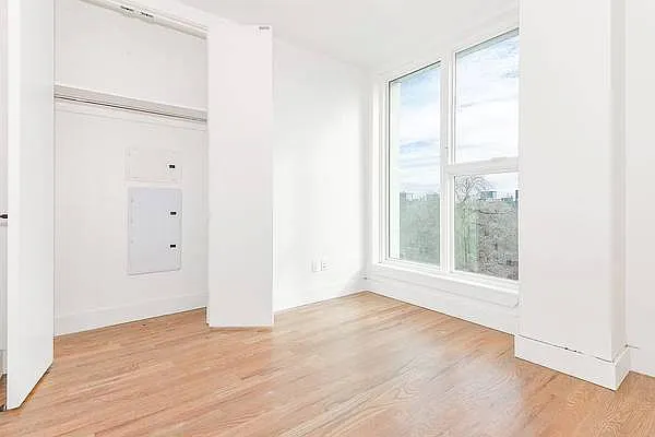 Rented by Dwelling NY Realty Inc | media 14