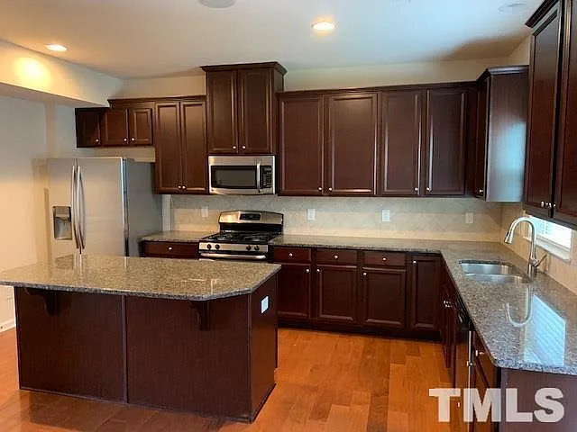 2504 Historic Cir — Photo 5