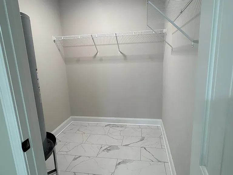 111 W End Ave — Photo 14