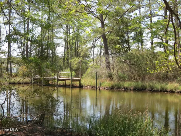 6009 Harbour Way, Oriental, NC 28571