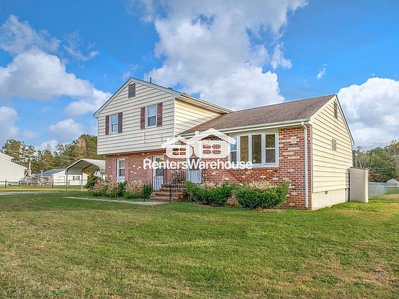 3rd image of 25801 Tanglewood Dr