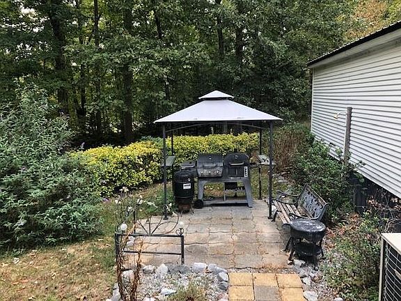 3rd image of 128 Dublin Ct