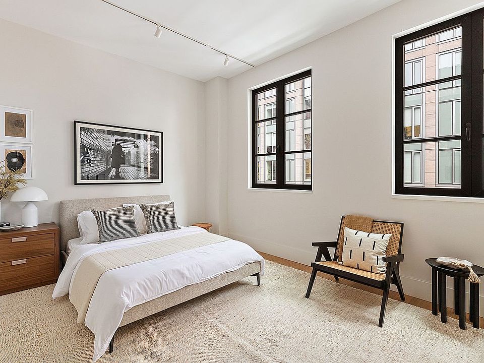 1st image of 517 W 29th St APT 5F