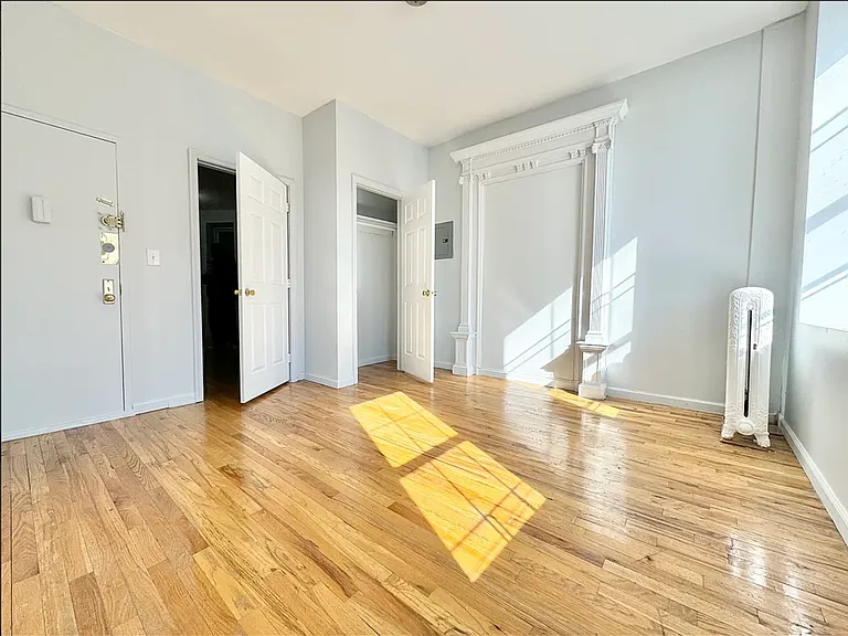 5 Macdonough St #3L — Photo 4