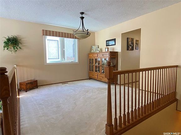 5th image of 2115 E Elderkin Dr