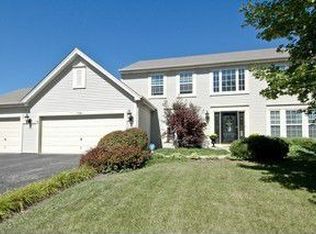 758 Appaloosa Trl, Wauconda, IL 60084