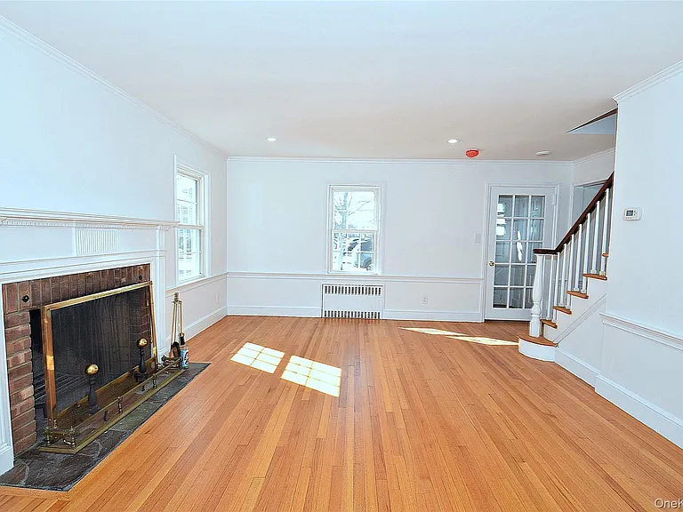 27 N Lewis Pl — Photo 4