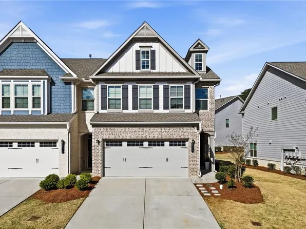 2160 Lanier Harbor Point, Buford, GA 30518