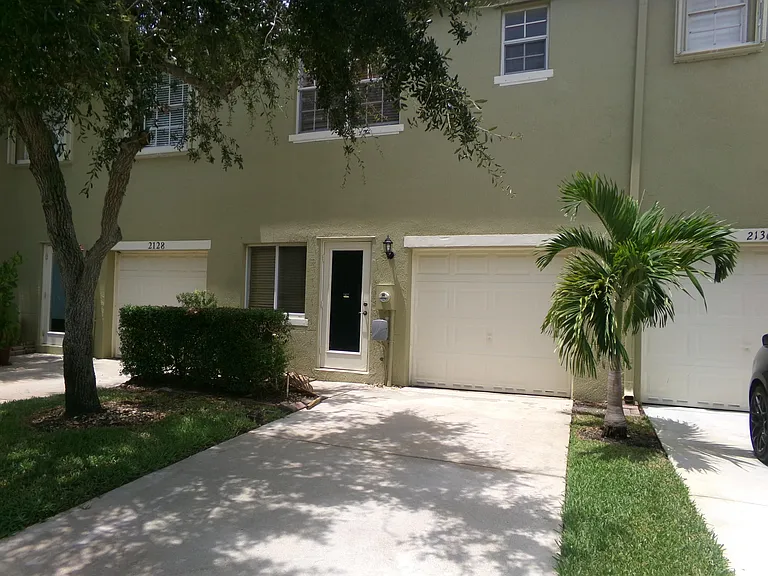 2132 SE Eatonville Dr — Photo 27