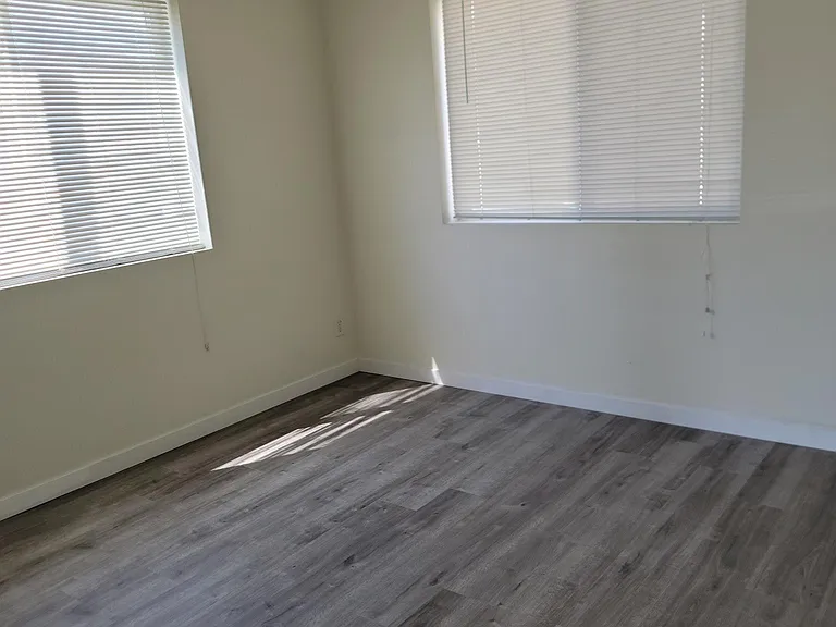 505 S 20th St #4 — Photo 6