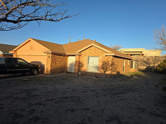 2nd image of 2223 Wedgewood Ct NW
