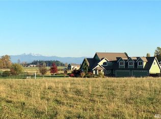 3190 White Swan Ln, Ferndale, WA 98248