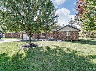 2651 Snowberry Ln, Lima, OH 45806