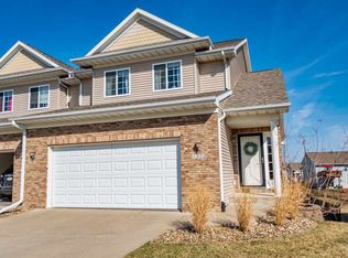 1552 Vandello Cir, North Liberty, IA 52317