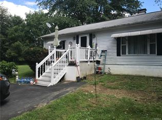 9 Elliott Ln, Marlboro, NY 12542