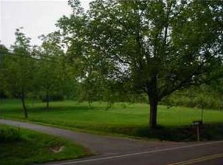 10715 London Ln, Apison, TN 37302