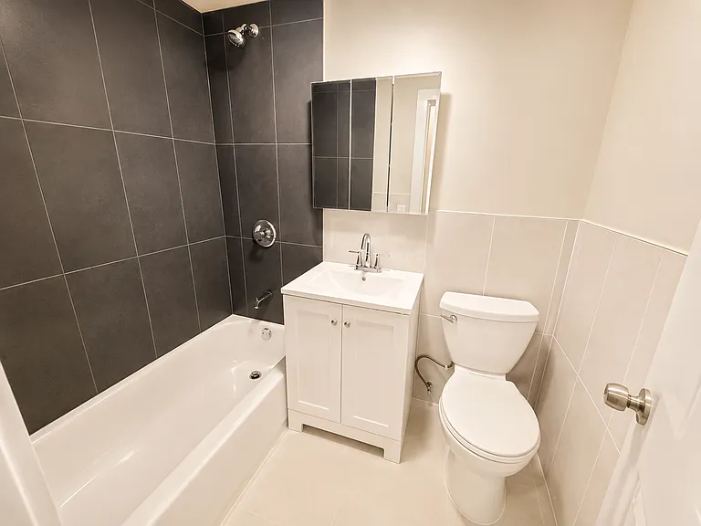 691 Elizabeth Ave #61 — Photo 3