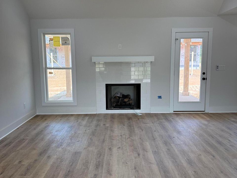 2nd image of 94 Bedford Farms Dr