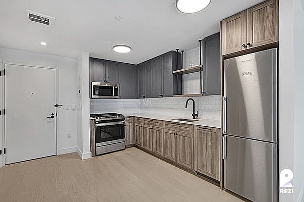 1st image of 3620 Steinway St APT 634