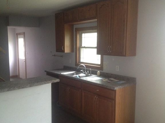 3rd image of 4633 N Sadlier Dr