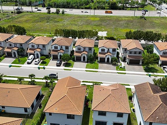 5th image of 9045 Madrid CIR