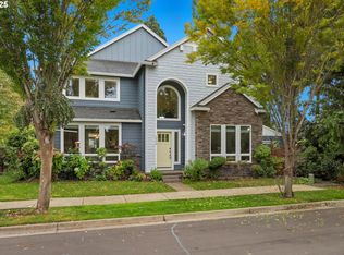 5898 SE Thornapple St, Hillsboro, OR 97123