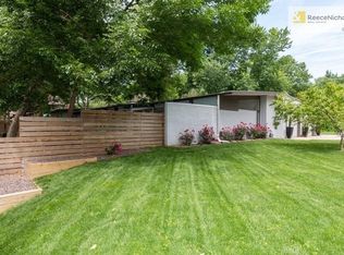 7700 Canterbury St, Prairie Village, KS 66208