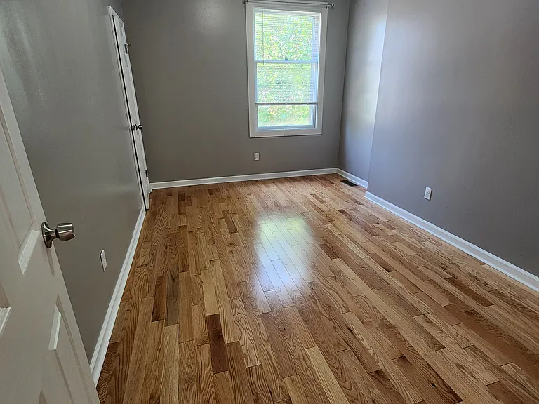 115 W 2nd Ave #A — Photo 13