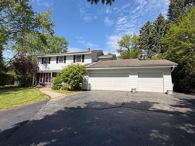 1st image of 42 Robin Hill DRIVE