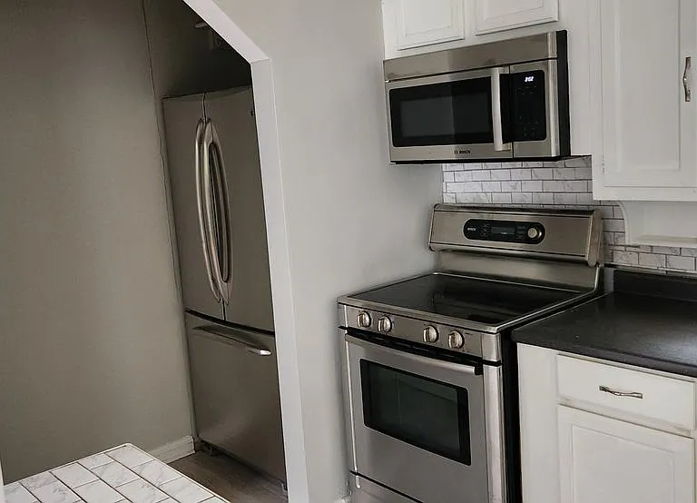 6213 Forest Rd — Photo 8