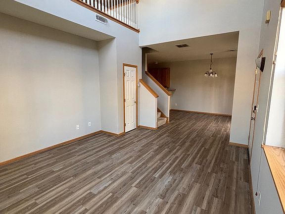 3rd image of 5373 172nd St W