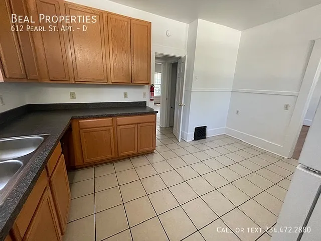 612 Pearl St #D — Photo 7