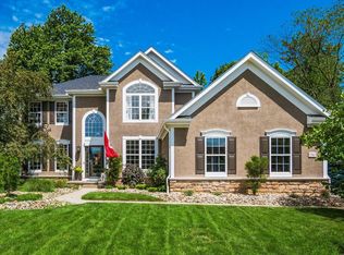 5563 Pointewood Ct, Galena, OH 43021