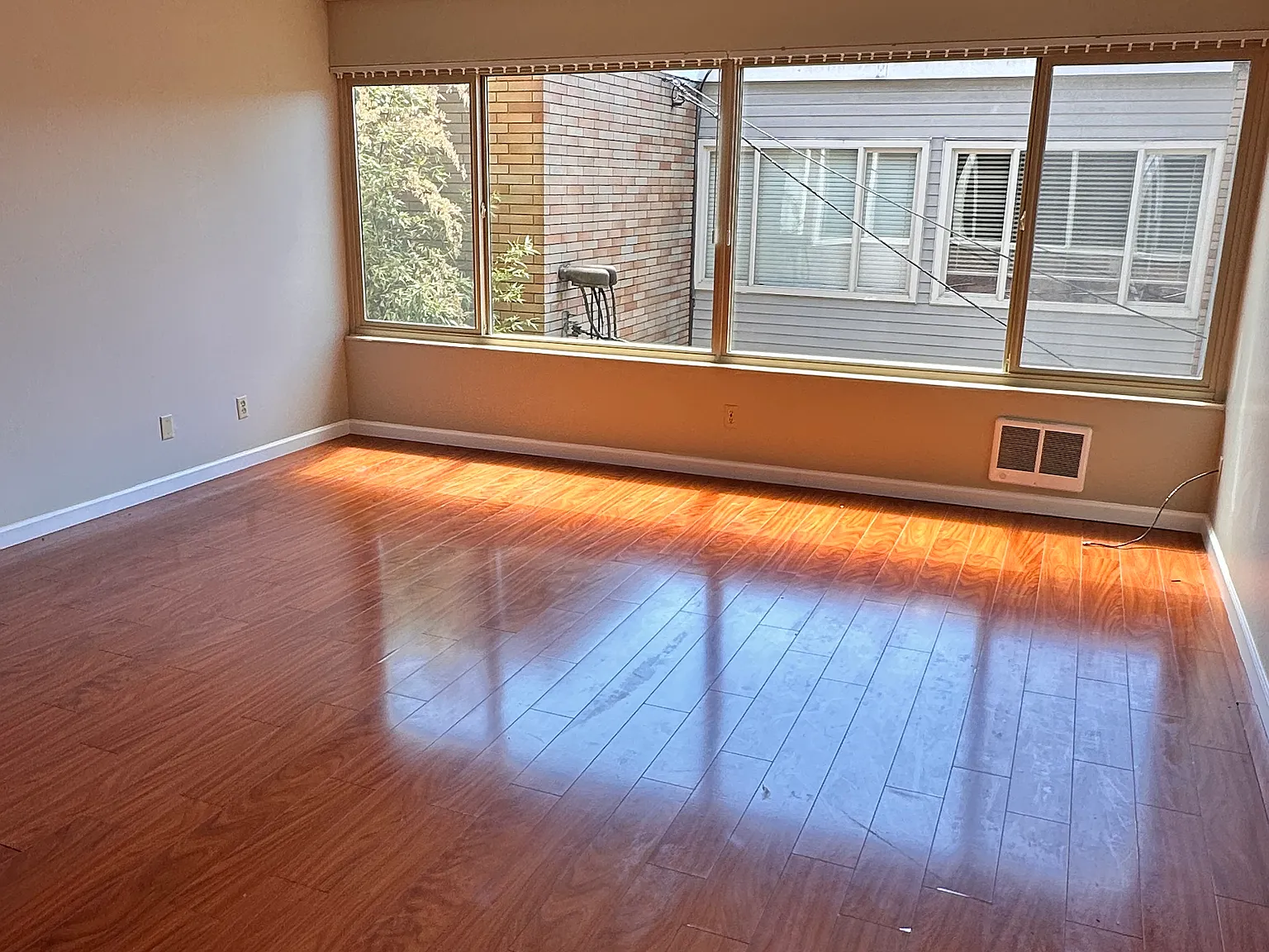 1 bed, 700 sqft, $1,650 — Photo 2