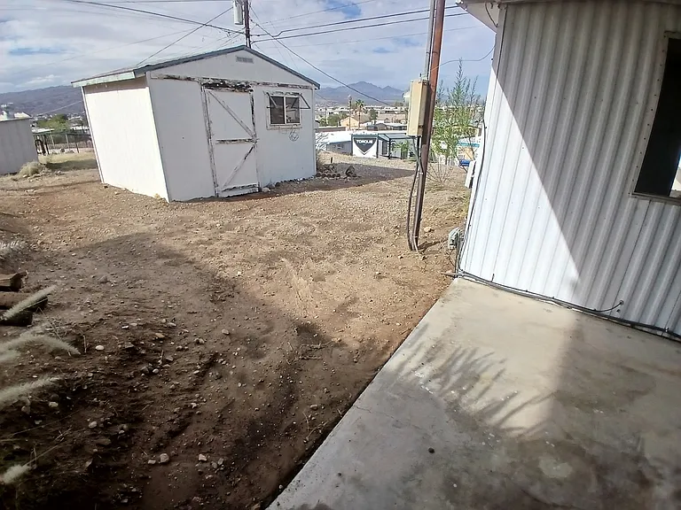Toro Dr — Photo 7