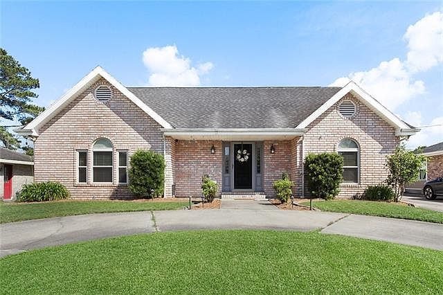 1st image of 328 Ormond Village Dr