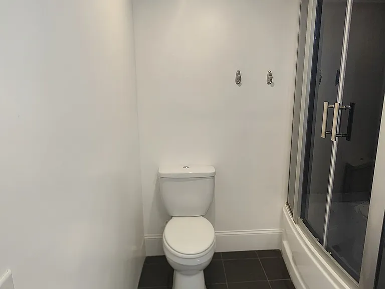 18 Russell St #1 — Photo 13