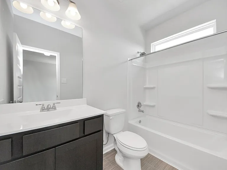 2715 Crested Creek Ln — Photo 18