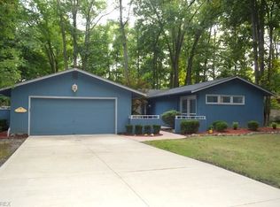 19655 Tanbark Ln, Strongsville, OH