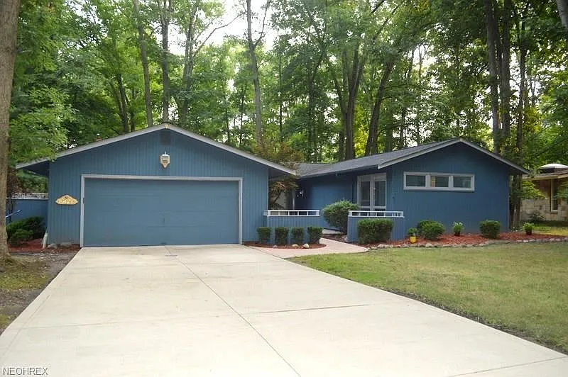19655 Tanbark Ln photo 1