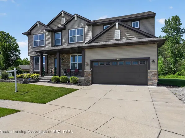 715 Buteo Dr, East Lansing, MI 48823