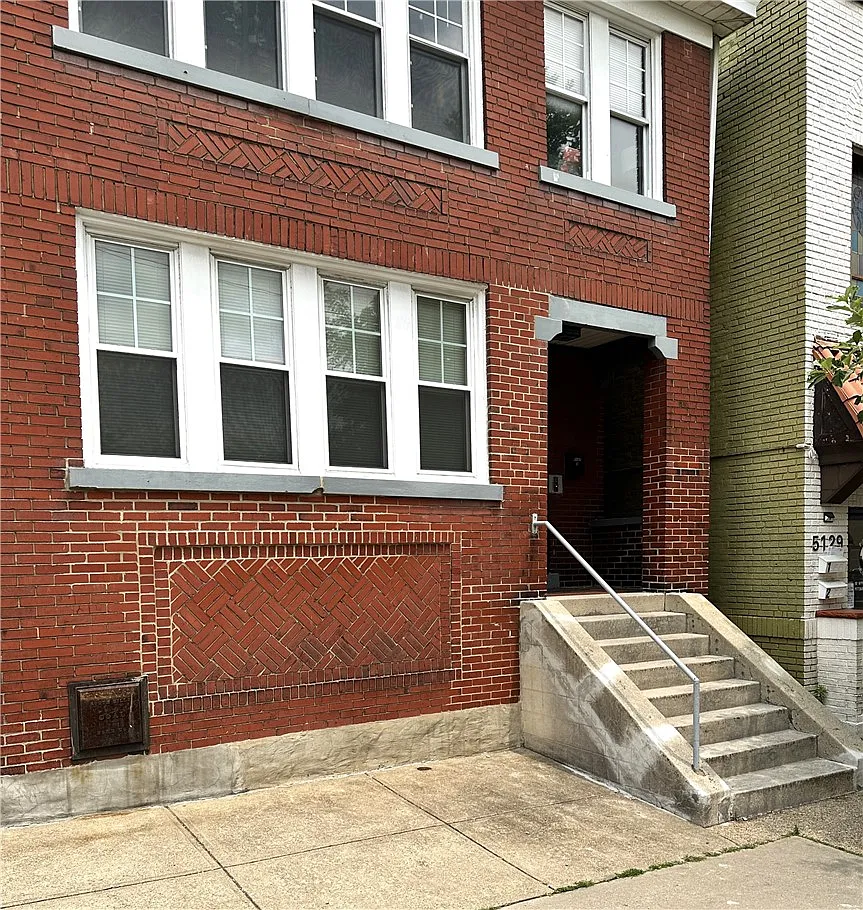 2 bed, 1250 sqft, $1,595 — Photo 1