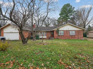 304 Jamestown St, Tahlequah, OK 74464